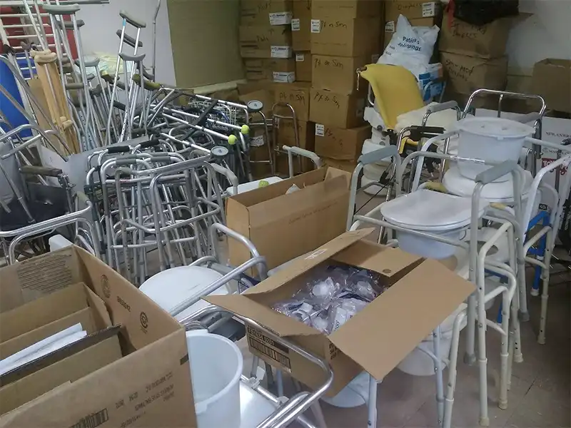 a room full of medical equipment